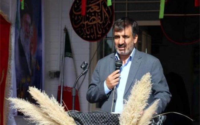 آموزش و پرورش کلید فتح آینده است/ دفاع مقدس راه ایستادگی و مقاومت را به ما نشان داد