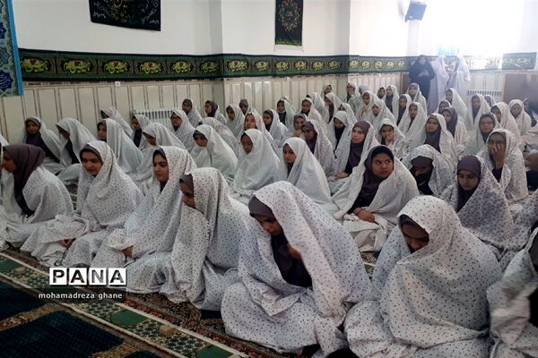 طنین بانگ توحید درمدارس یزد