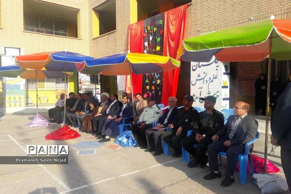آیین نواخته شدن زنگ مهر در شوشتر