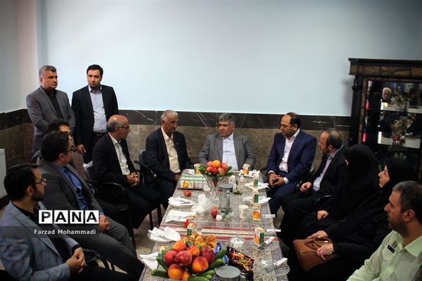 زنگ مهر و مقاومت در چهاردانگه طنین انداز شد