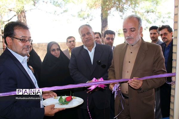 زنگ اول مهر در شهرستان درمیان