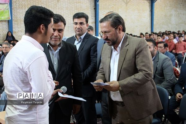 آیین نمادین زنگ مهر و مقاومت در دبیرستان محمد رسول الله سمنان-1