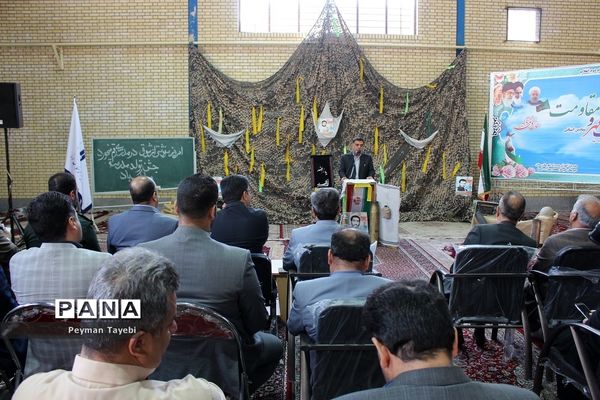 آیین نمادین زنگ مهر و مقاومت در دبیرستان محمد رسول الله سمنان-2