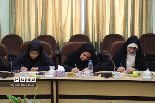 نشست خبری مدیرکل آموزش و پرورش استان سمنان به مناسبت آغاز سال تحصیلی99-98