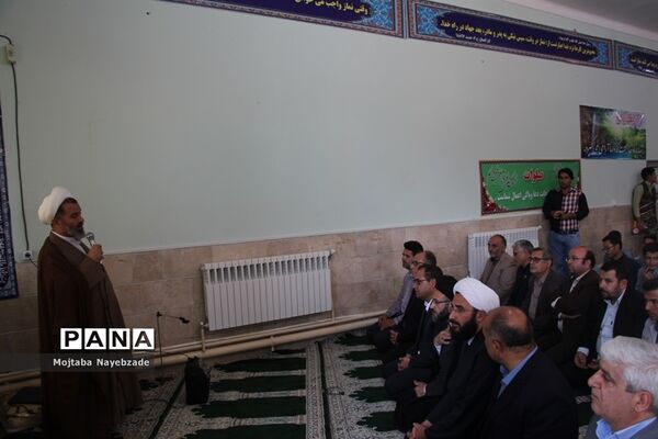 نواخته شدن زنگ مهر در آموزشگاه دخترانه دانش سبزوار