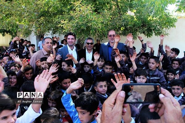 افتتاح دو مدرسه خیرساز در ارومیه