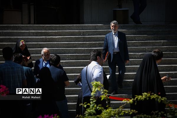 حاشیه جلسه هیات دولت