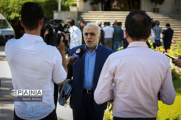 حاشیه جلسه هیات دولت