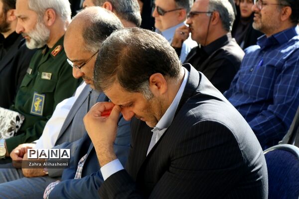 تشیع پیکر شهید گمنام در صبحگاه مشترک بسیج فرهنگیان تهران
