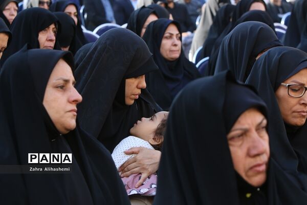 تشیع پیکر شهید گمنام در صبحگاه مشترک بسیج فرهنگیان تهران