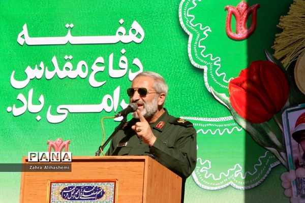 تشیع پیکر شهید گمنام در صبحگاه مشترک بسیج فرهنگیان تهران