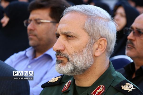 تشیع پیکر شهید گمنام در صبحگاه مشترک بسیج فرهنگیان تهران