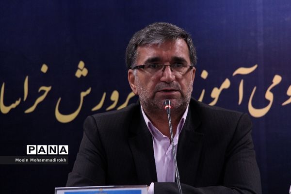 نشست خبری مدیر‌کل آموزش و پرورش استان خراسان رضوی به مناسب آغاز سال تحصیلی جدید