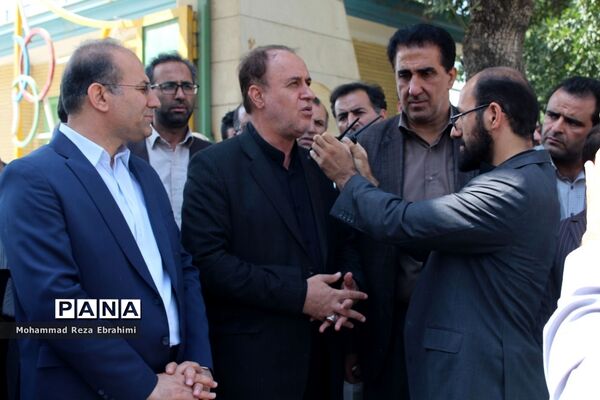 اعزام کاروان تجهیزات ورزشی و بهداشتی به آموزش و پرورش شهرستان‌ها و مناطق استان همدان