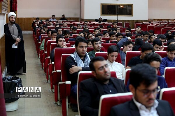 اختتامیه سیزدهمین کنگره اتحادیه انجمن‌های اسلامی دانش‌آموزی