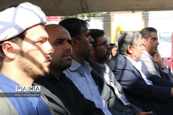 کاروان مهر با نشاط با هدف توزیع وسایل و تجهیزات ورزشی مدارس شهرستان‌های استان تهران