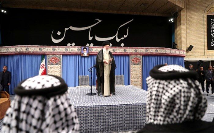 دیدار جمعی از موکب‌داران عراقی با رهبری