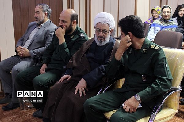 همایش تجلیل از نفرات برتر کنکور چهاردانگه