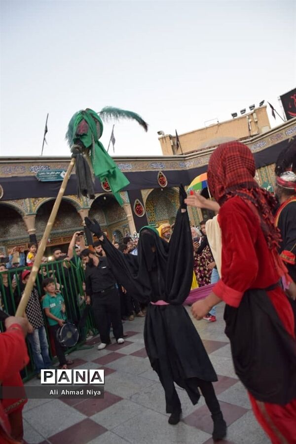 حرکت نمادین کاروان اسرای کربلا در قم