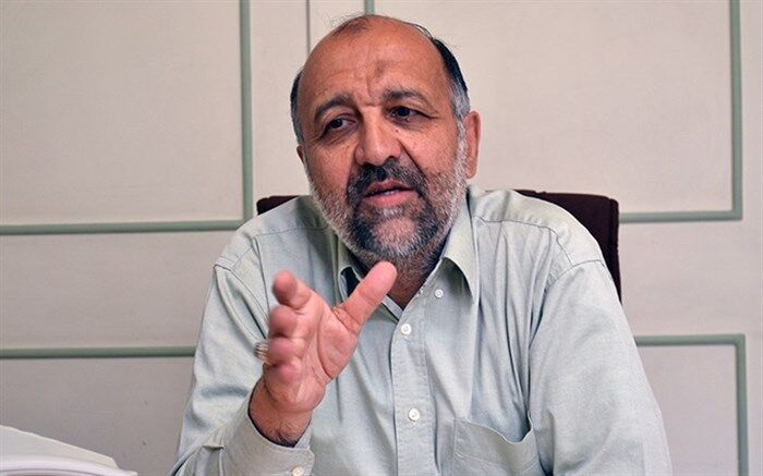 محمود فرشیدی: باید از مدیریت تک‌بعدی کنکور‌محور در مدارس فاصله بگیریم