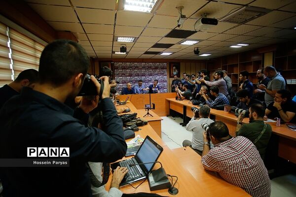 نشست خبری مربیان استقلال و پرسپولیس پیش از بازی دربی