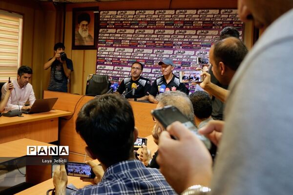 نشست خبری مربیان استقلال و پرسپولیس پیش از بازی دربی