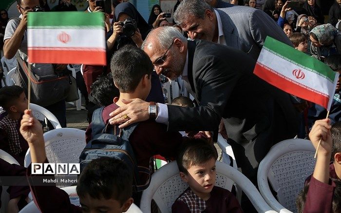 خاطره وزیر آموزش و پرورش از آغاز تحصیل خود در مدرسه