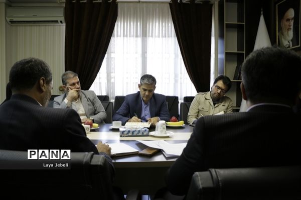 اولین شورای سیاست‌گذاری کمیته امداد امام خمینی(ره) و سازمان دانش‌آموزی