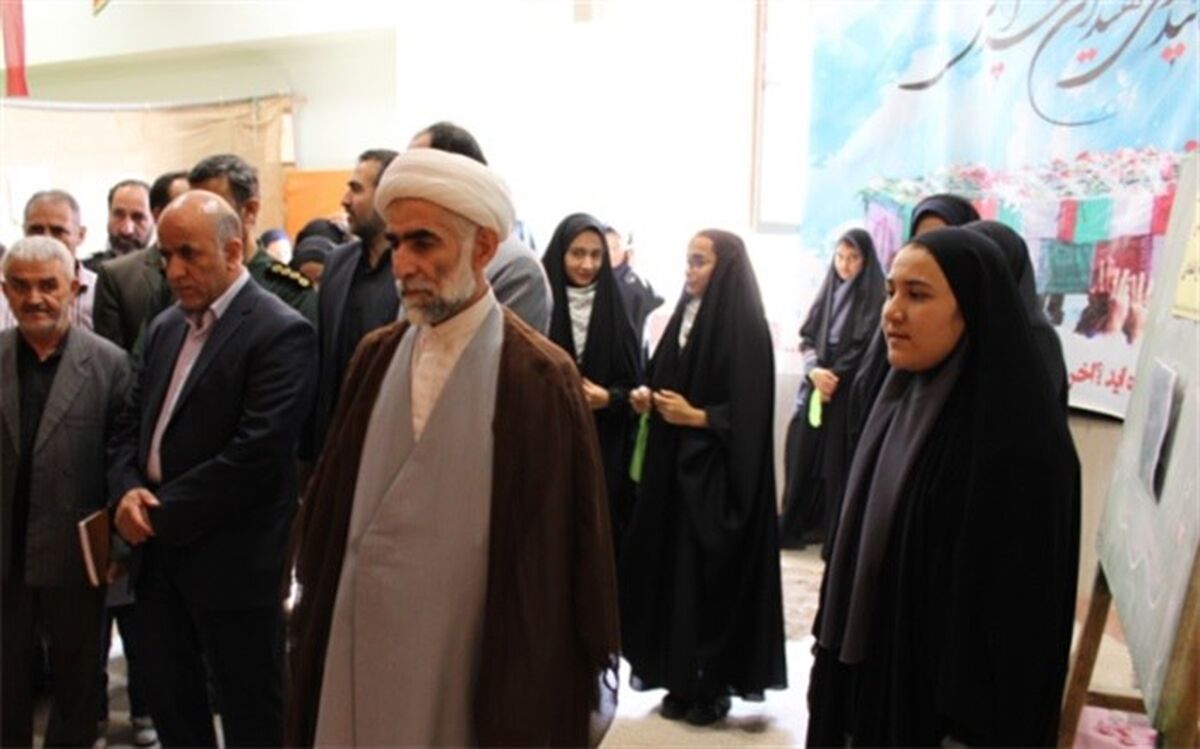 مدیرآموزش و پرورش اسلامشهر: به مطالبات شهدا در وصیت نامه های آنان توجه  داشته باشیم تا روح  این عزیزان ازما متاثر نشود