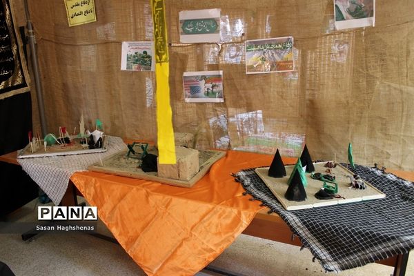 نمایشگاه هفته دفاع مقدس در آموزشگاه حضرت خدیجه(س) اسلامشهر