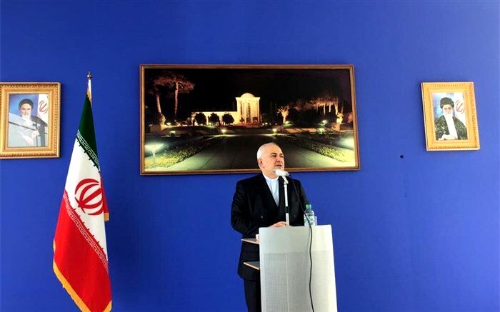 ظریف: اروپایی‌ها برای حفظ باقی مانده آبروی خود با آمریکا هم صدا شده‌اند