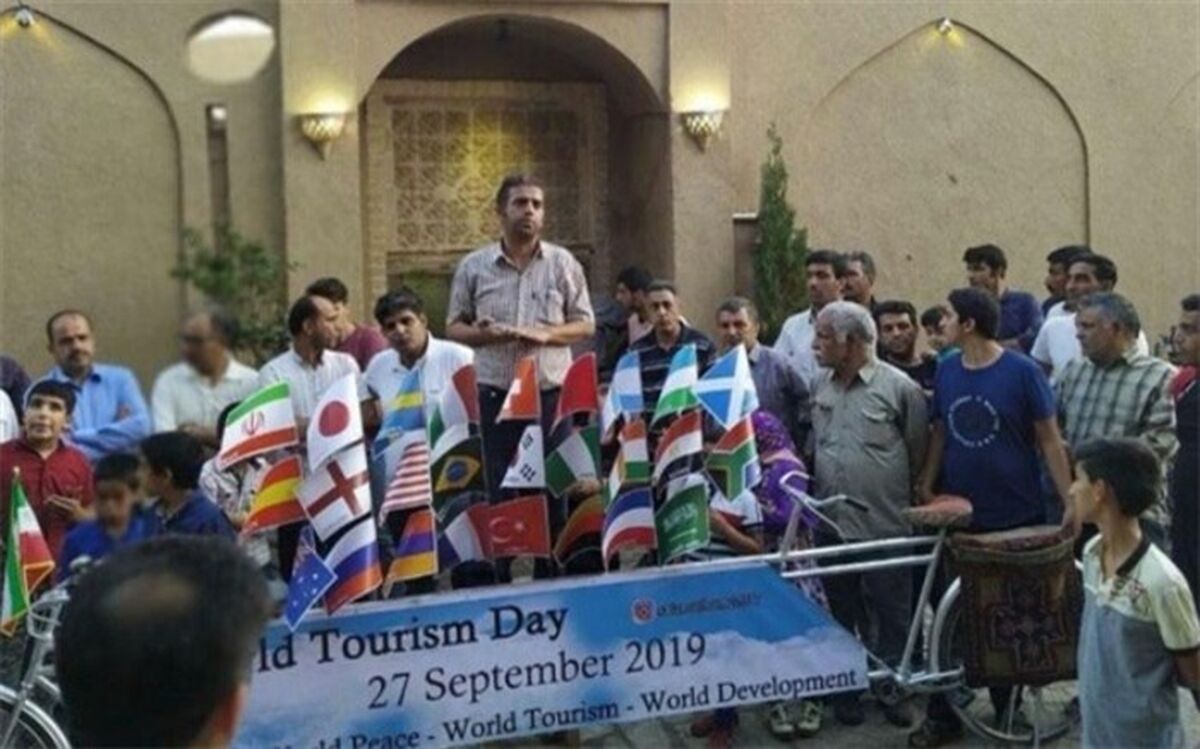 طولانی ترین دوچرخه دنیا در اردکان رونمایی شد