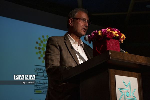 افتتاحیه هفتمین جشنواره فیلم مستقل خورشید با گرامیداشت سینمای کیانوش عیاری