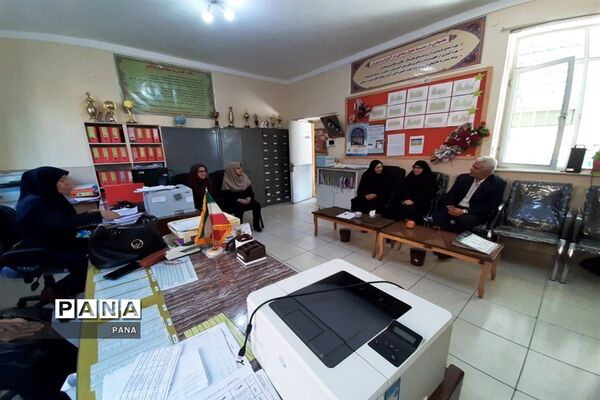 بازدید مدیرکل  پاسخگویی به شکایات وزارت آموزش و پرورش از مدارس آذربایجان غربی
