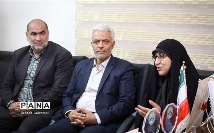 سازمان دانش آموزی بازوی کمکی فعالیت های تربیتی،پرورشی،هویتی و تشکیلاتی آموزش و پرورش است