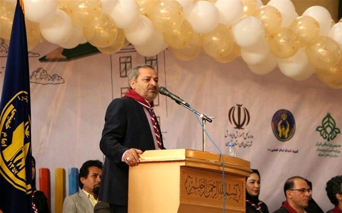 علیرضا کاظمی:  انفاق در راه خدا در کنار دستور به اقامه نماز از جمله وظایف هر انسان است