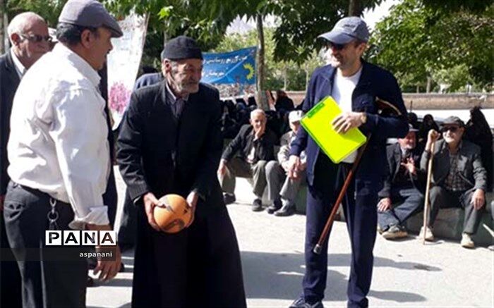 همایش پیاده روی ویژه سالمندان