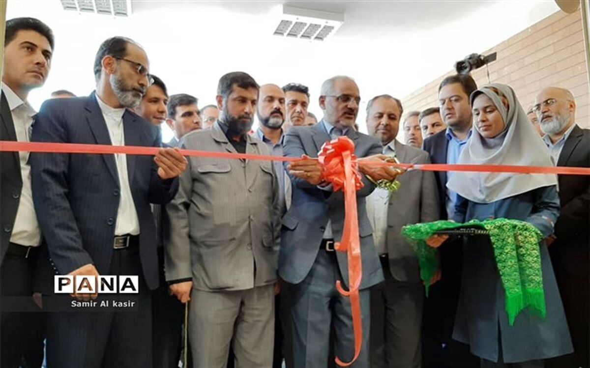 افتتاح مدرسه 12 کلاسه حجاب در اهواز با حضور وزیر آموزش و پرورش