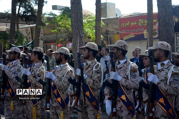 مراسم تشییع پیکر پاک و مطهر پاسدارجانباز شهید سردار ابراهیم غلامی دربیرجند