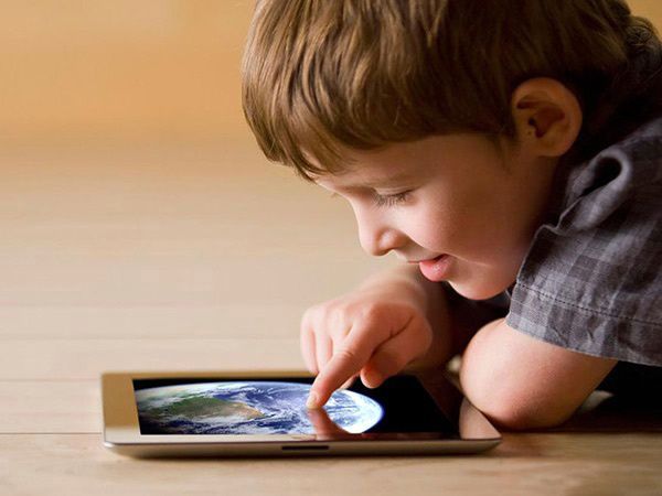 اعتیاد رسانه‌ای دانش‌آموزان مسئله جدی مدارس است