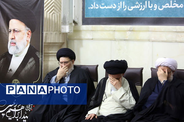 مراسم بزرگداشت شهدای خدمت در حرم حضرت معصومه(س)