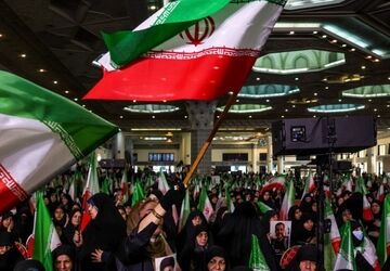 مراسم چهلم جان‌باختگان حوادث دی‌ماه در تهران برگزار شد