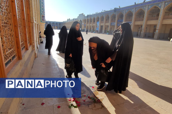 زیارت حرم مطهر شاهچراغ (ع) و ادای احترام به شهیده معصومه کرباسی