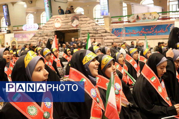 جلوه‌هایی از یادواره شهدای فرهنگی و دانش‌آموز استان قم