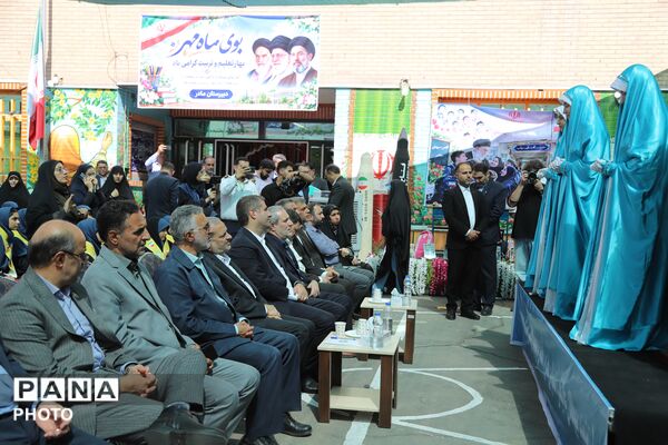 جشن شکوفه ها با حضور وزیر آموزش و پرورش 