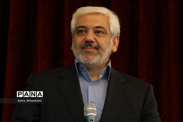 مراسم انتخابات انجمن اولیا و مربیان در مدرسه آیین روشن