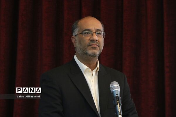 مراسم انتخابات انجمن اولیا و مربیان در مدرسه آیین روشن