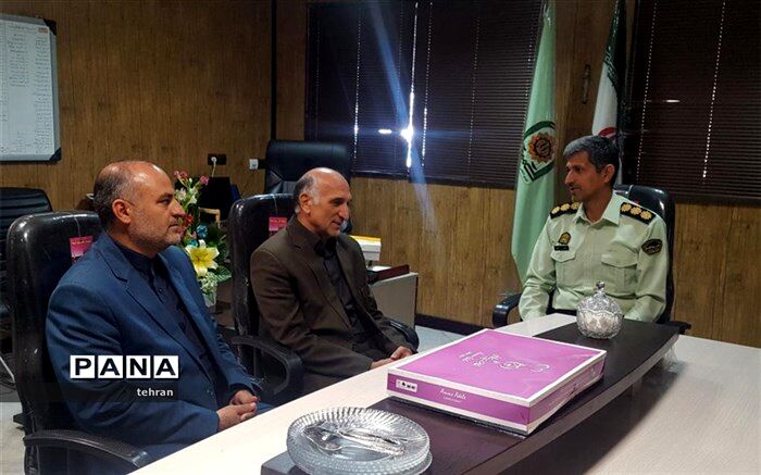 دیدار مدیر منطقه۹ با سرهنگ مالمیر به مناسبت هفته نیروی انتظامی