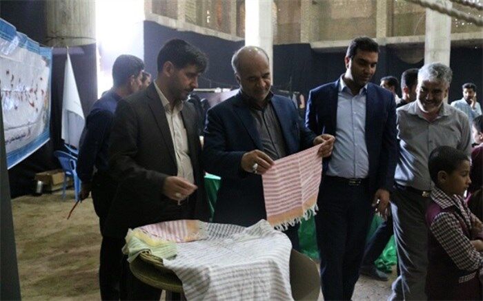 برپائی نمایشگاه توانمندی های روستائی در رستاق