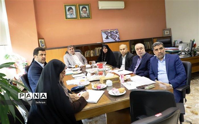 فولادوند: شعار معاونت متوسطه آموزش، نظارت و کیفیت باشد